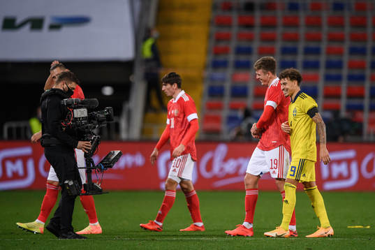 Aleksandr Sobolev of Russia and Jordan Larsson of Sweden