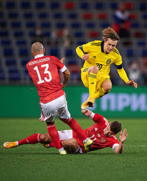 Fedor Kudryashov and Roman Zobnin of Russia are being