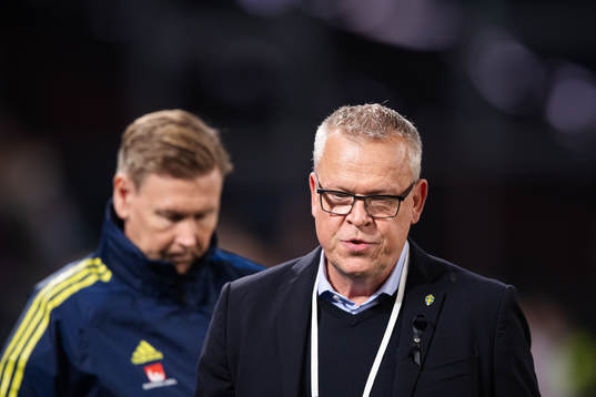 Assistant coach Peter Wettergren and head coach Janne