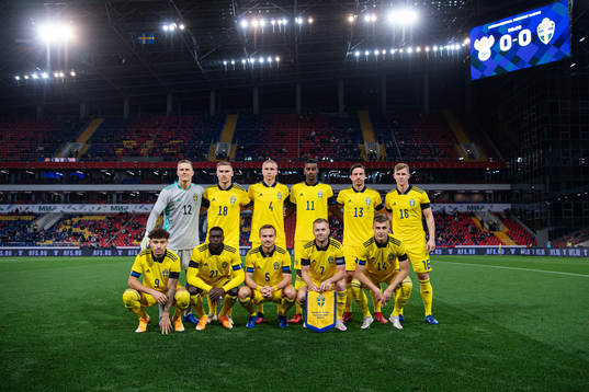The starting eleven of Sweden pose for a team picture