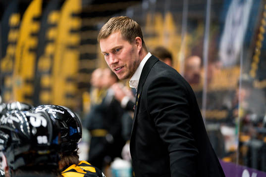 Skellefteås assisterande tränare Niklas Falk