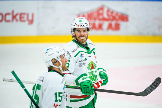 Rögles Eric Gelinas jublar