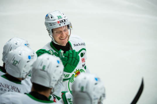 Rögles Anton Bengtsson jublar