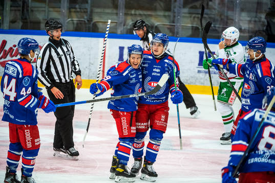Oskarshamns Tyler Kelleher  jublar