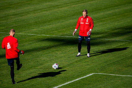 Goalkeepers André Hansen and Sondre Rossbach of the