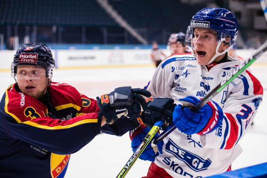 Djurgårdens Tobias Björnfot och Oskarshamns Filiph Engsund