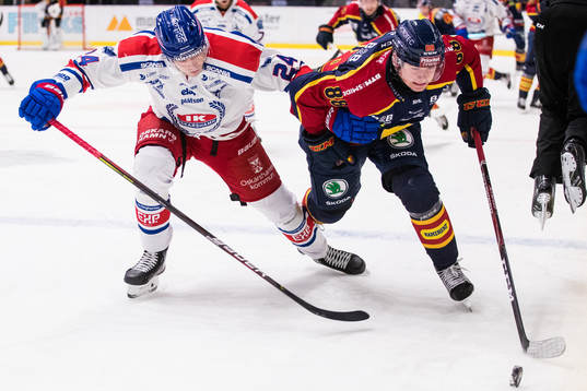 Oskarshamns Kim Strömberg och Djurgårdens Alexander Holtz