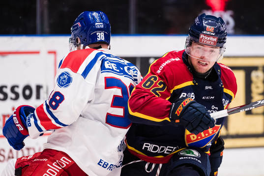 Oskarshamns Nichlas Torp och Djurgårdens Manuel Ågren