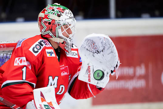 Modos målvakt Oliver Dackell