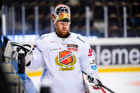 Almtunas målvakt Erik Hanses