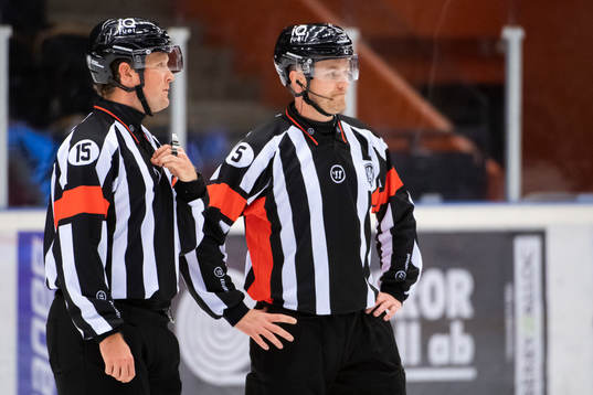 Domare Daniel Eriksson och Petter Norman