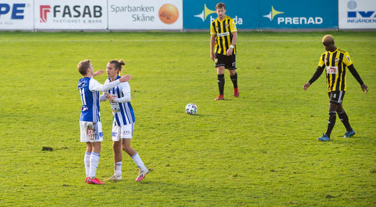 i matchen mellan IFK Hässleholm och IFK Karlshamn i