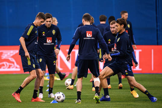 Mikael Lustig , Victor Nilsson Lindelöf , Dejan Kulusevski