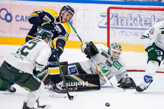 s Alexander Bergström och och Färjestads målvakt Arvid