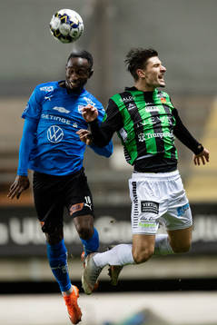 Halmstads Sadat Karim i nickduell med GAIS Adnan Maric