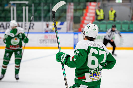 Rögles Leon Bristedt jublar
