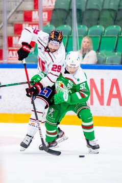 Örebros Ludvig Rensfeldt  och Rögles Leon Bristedt
