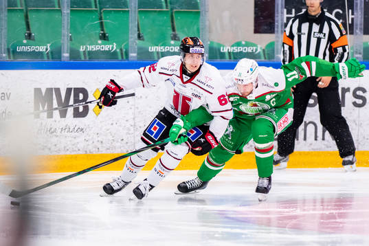 Örebros Robert Leino och Rögles Mattias Sjögren