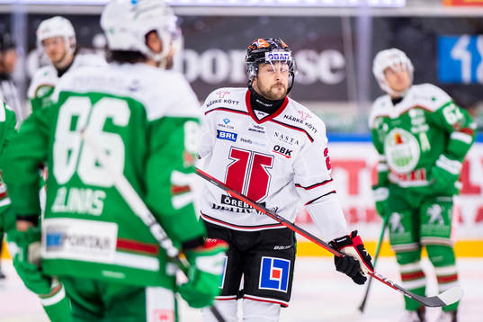 Örebros Jonathan Andersson deppar