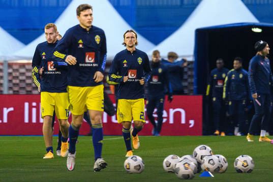 Dejan Kulusevski and Kristoffer Olsson of Sweden