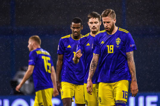 Alexander Isak, Mikael Lustig and Pontus Jansson of Sweden