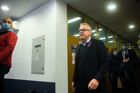 head coach Janne Andersson of Sweden