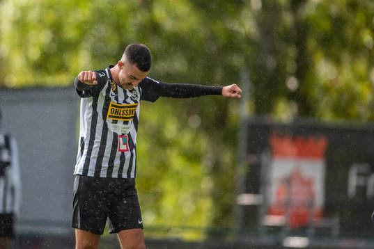 Landskronas Luka Petrovic jublar fotbollsmatchen i Division