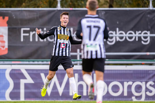 Landskronas Filip Olsson jublar