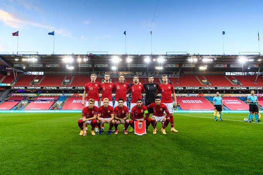 Norway's starting eleven pose for a team photo