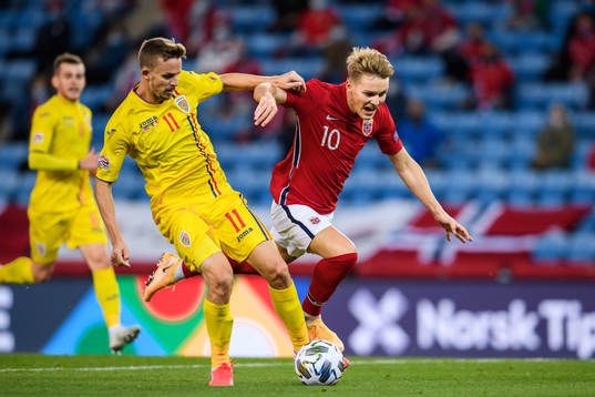 Nicusor Bancu of Romania and Martin Ødegaard of Norway