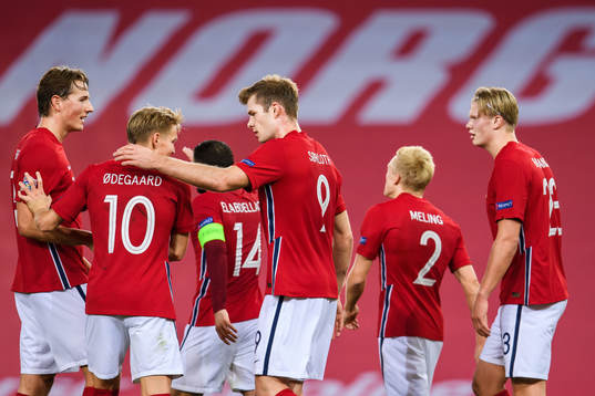 Alexander Sørloth celebrate with Martin Ødegaard of Norway