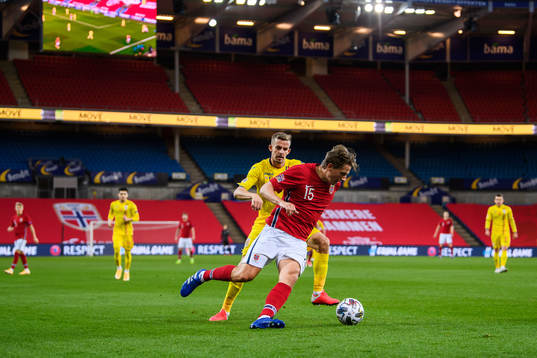 Nicusor Bancu of Romania and Sander Berge of Norway