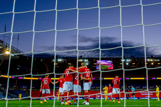 Alexander Sørloth of Norway celebrates with teammates