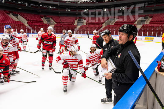Bläddra bland fler bilder av Ishockey, SHL, Malmö Redhawks, Träning 