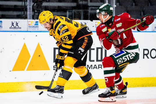 Skellefteås Arvid Lundberg och Frölundas Nicklas Lasu