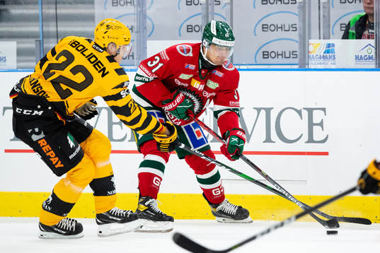 Skellefteås Jonathan Johnson och Frölundas Nicklas Lasu