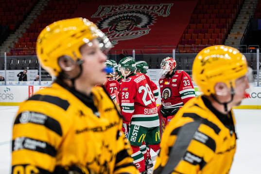 Frölundas spelare jublar