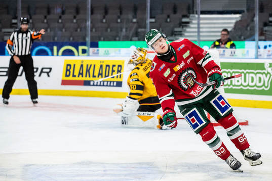 Frölundas Lucas Raymond jublar