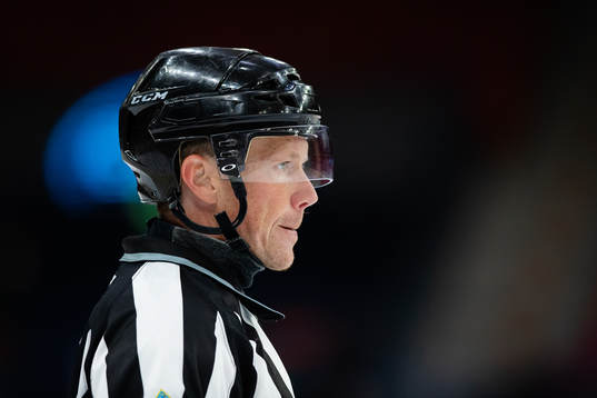Linjedomare Henrik Pihlblad