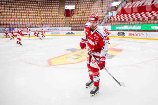 Timrås Albin Lundin värmer upp