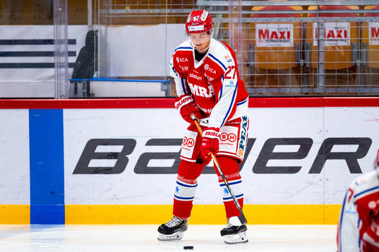 Timrås Isac Lundeström värmer upp
