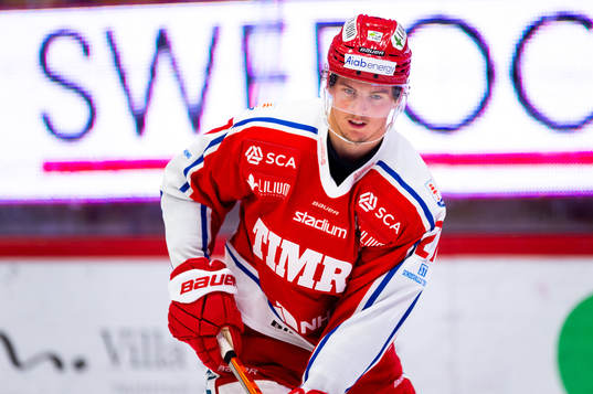 Timrås Isac Lundeström värmer upp