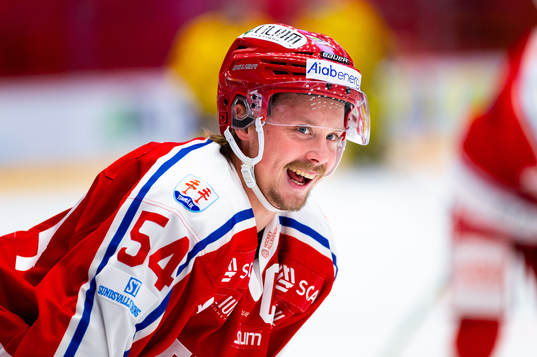 Timrås Jonathan Dahlén