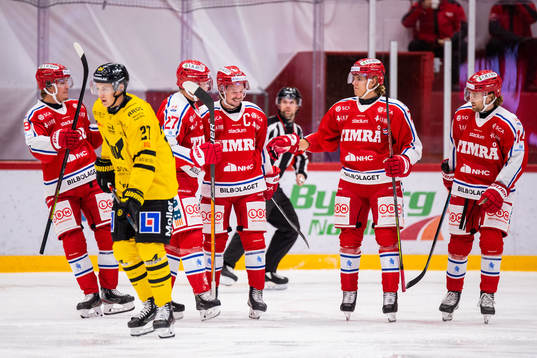 Timrås Jonathan Dahlén jublar
