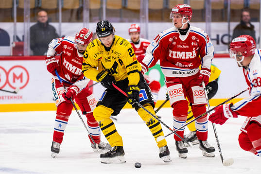 Västerås Alexander Younan och Timrås Jens Lööke