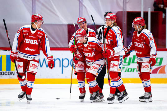 Timrås Jonathan Dahlén jublar