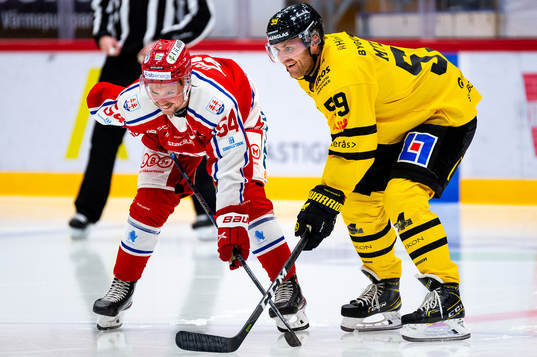 Timrås Jonathan Dahlén och Västerås Anton Mylläri