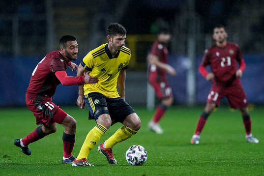 Besard Sabovic of Sweden