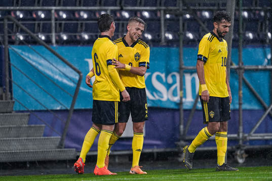 Jesper Karlsson of Sweden celebrates