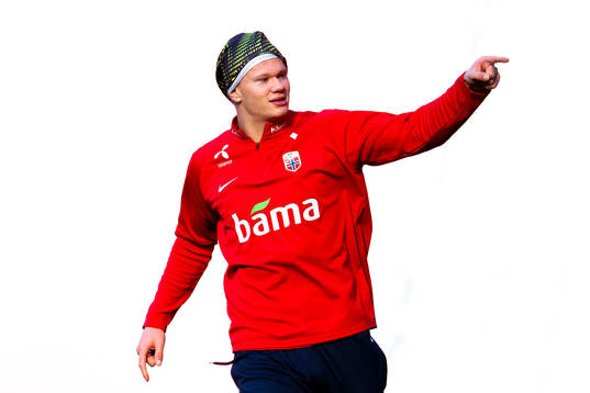 Erling Braut Haaland celebrates